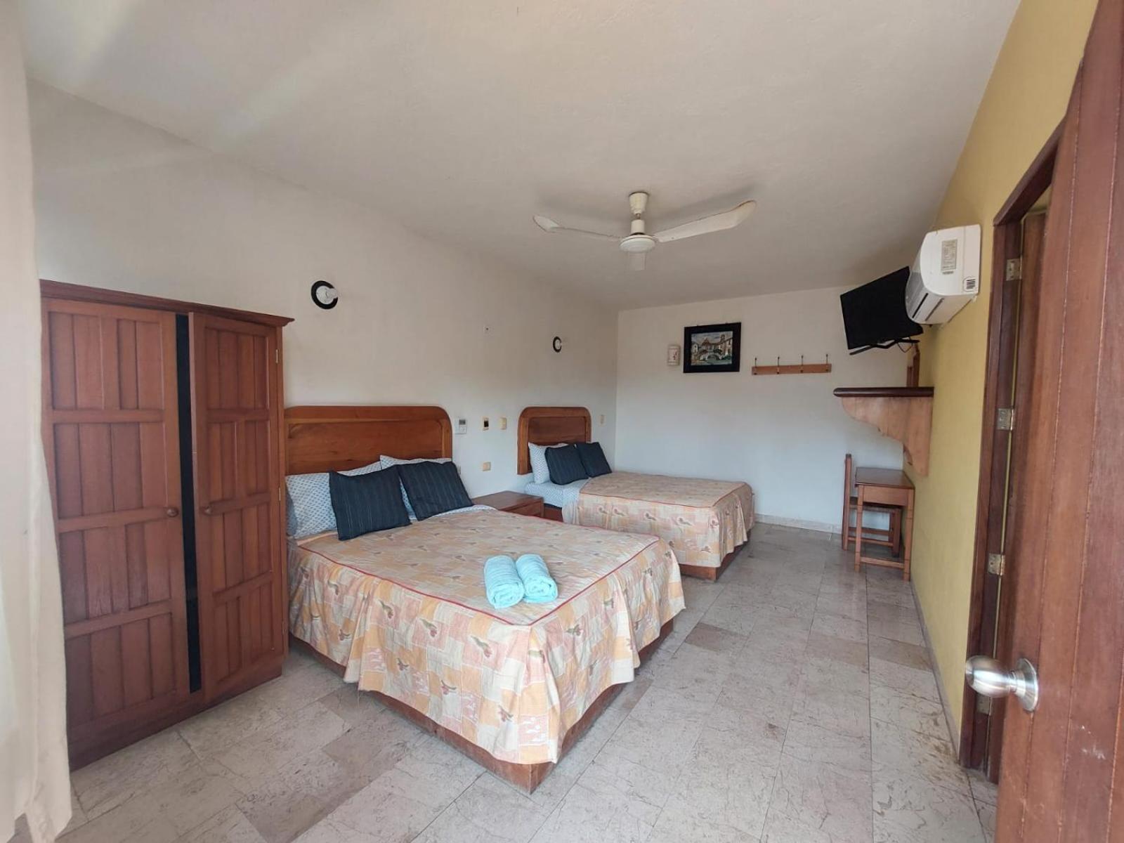 Hotel Kootznoowoo Puerto Escondido  Esterno foto